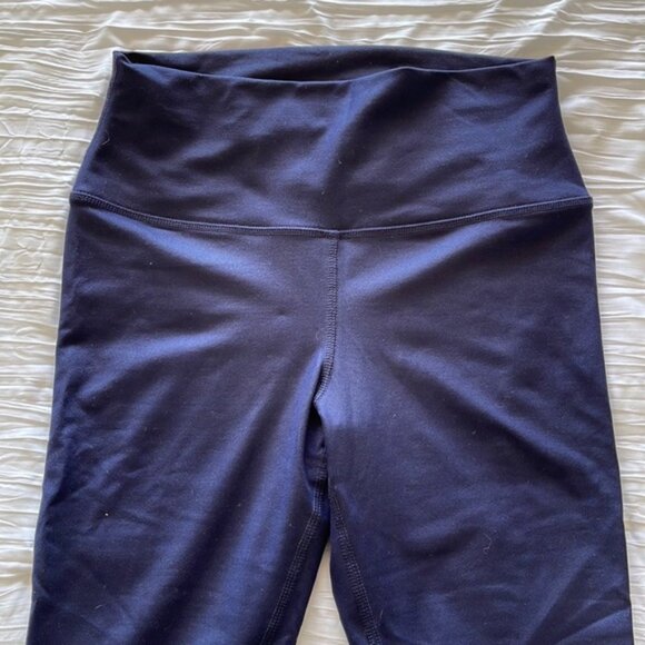 Alo Airbrush Leggings - Navy - Picture 2 of 2
